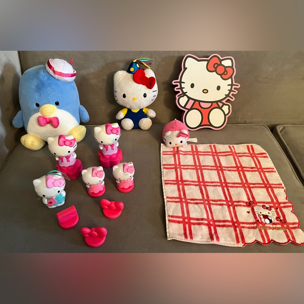 Sanrio Hello Kitty & Tuxedo Sam Plush & Stampers & Art Bundle 🌺🌺
